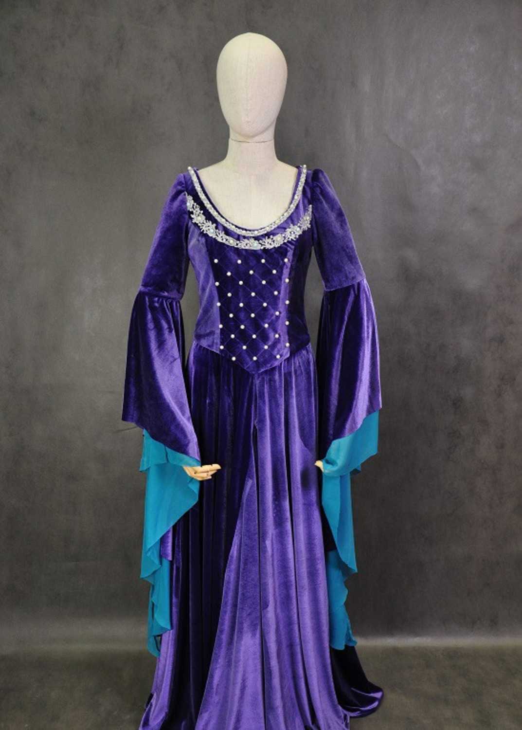 Блио платье в средневековье