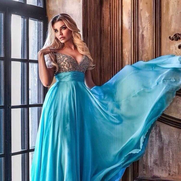 Взять в прокат Женская одежда Платья Sherri Hill вечернее платье Москва Взять в прокат Женская одежда Платья Sherri Hill вечернее платье ; Москва , улица Рождественка, 25 ул.; Описание: Sherri Hill вечернее платье с расшитым бюстом
