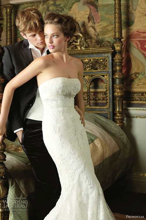 Взять в прокат Женская одежда Платья Свадебное платье Pronovias Москва Взять в прокат Женская одежда Платья Свадебное платье Pronovias; Москва , Ивана Франко ул.; Описание: Сдаю напрокат счастливое свадебное платье Pronovias Balira. Силуэт - русалка со шлейфом. Оригинал, не китайская подделка. Куплено в главном магазине Проновиас в Барселоне. Одевала 1 раз на 3 часа. После химчистки. В идеальноом состоянии. Очень нежное, красивое кружево. Платье смотрится потрясающе. Сзади на молнии и с декоративными пуговками. Размер 42-44 российский. Мой рост 160 см, но подойдет и на более высоких или более низких взависимости от высоты каблука (у меня был средний). Также дам подьюбник для удобства передвижения.
