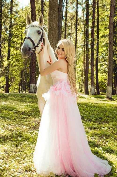 Взять в прокат Женская одежда Платья Розовое платье "Barbie" Москва Взять в прокат Женская одежда Платья Розовое платье "Barbie" ; Москва , ул. Электрозаводская, д. 21 ул.; Описание: Нежное платье Barbie