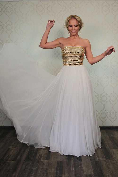 Взять в прокат Женская одежда Платья Sherri Hill Москва Взять в прокат Женская одежда Платья Sherri Hill ; Москва , 4-й Сыромятнический переулок, 1/8с6 ул.; Описание: Платье Sherri Hill