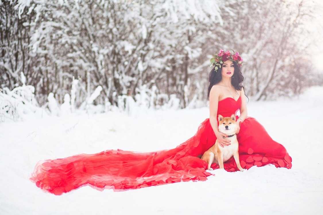 Взять в прокат Женская одежда Платья Самое популярное!!! Санкт-Петербург Взять в прокат Женская одежда Платья Самое популярное!!!; Санкт-Петербург , Коломенская улица, 41 ул.; Описание: Хит этого лета!
Самое популярное и эффектное! Роскошное, шикарное, королевское, как же оно всем идет!!!!
Юбка усыпана лепестками роз.
Идеально для фотосессии в студии и на природе!
Размер 42-46
Прокат на 1-3 дня 2000р, залог 3000р