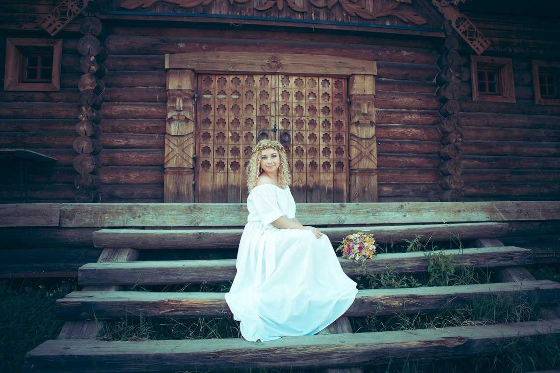 Взять в прокат Женская одежда Платья Платье в греческом стиле Санкт-Петербург Взять в прокат Женская одежда Платья Платье в греческом стиле; Санкт-Петербург , Коломенская улица, 41 ул.; Описание: Прекрасное нежное белое платье, отлично подходит для фотоссии в греческом и русских стилях.
Размер 42-46.
Аренда для фотосессий - 800 руб.
Аренда для мероприятия - 1800 руб.
Залог - 1500 руб.