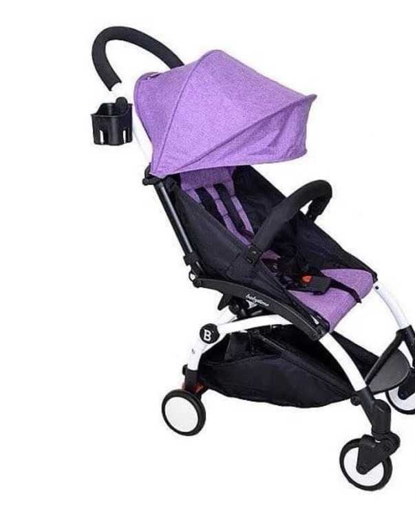 Взять в прокат Детство Коляски Коляска BabyTime Yoya (Фиолетовая) Санкт-Петербург Взять в прокат Детство Коляски Коляска BabyTime Yoya (Фиолетовая); Санкт-Петербург , проспект Обуховской Обороны, 116 ул.; Описание: Коляска BabyTime Yoya
Данная модель коляски из нашего проката предназначена для детей от 6 месяцев до 4-х лет
Удобная спинка регулируется в нескольких положениях и опускается до 165 градусов
Надежные 5-ти точечные ремни безопасности с мягкими плечевыми накладками и удобным замком
Коляска из нашего проката имеет качественный бампер-ограничитель
У арендуемой коляски имеется широкая подножка с не скользящей поверхностью
Большой капюшон с удобной системой складывания с новым увеличенным козыреком
Рама (шасси) выполнена из прочного алюминия
Коляска из нашего проката оборудована удобной ручкой для переноски
У коляски имеется багажная корзина с удобным доступом спереди и сзади
Коляска из нашего проката компактно складывается и за счет небольшого веса и размеров, позволяют транспортировать коляску в ручной клади, а также переносить на плече благодаря специальной сумке с ремнём
Поворотные передние колеса коляски обеспечивают отличную маневренность
Характеристики
Тип коляски: Прогулочные коляски, для путешествий
Размеры в разложенном виде: 86x44x106 см
Размеры в сложенном виде: 52х44×18 см
Вес: не более 5,6 кг
Сезон: весна, лето, осень
Возраст ребенка: от 6 месяцев до 4-х лет
Расположение люльки: лицом к дороге
В комплект проката коляски входит:
коляска
бампер
сумка-чехол
подстаканник
Мы осуществляем прокат детских колясок на самых выгодных условиях! Аренда детских колясок без залога.