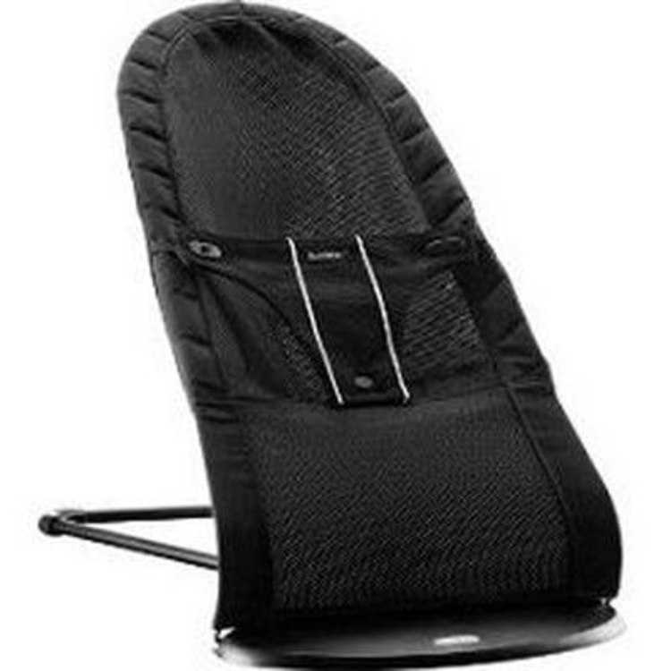 Взять в прокат Мебель Шезлонги, качели, качалки Шезлонг BabyBjorn Soft Air черный Санкт-Петербург Взять в прокат Мебель Шезлонги, качели, качалки Шезлонг BabyBjorn Soft Air черный; Санкт-Петербург , Санкт-Петербург, улица Большая Пушкарская д. 20 офис 2-204 ул.; Описание: В кресле Babybjorn собственные движения ребенка превращаются в веселое и успокаивающее качание (без батареек!) Одновременно с этим тренируются баланс и моторика, а родители в это время могут заняться своими делами.
Цена аренды
1 неделя (от 1 до 7 суток) – 600 рублей (за весь период)
2 недели (от 8 до 14 суток) – 800 рублей (за весь период)
4 недели (от 15 до 28 суток) - 1200 рублей (за весь период)
Залог не взимается! При взятии в аренду вещи необходимо предъявить паспорт.
По данным производителя: 93% пользователей рекомендуют этот продукт. Мы с мужем входим в эти 93 %. Всегда, когда знакомые или коллеги спрашивают у моего мужа, что из детских товаров ему особенно понравилось, что он может посоветовать, то муж рассказывает про кресло-шезлонг BabyBjorn. Вам мы тоже рекомендуем попробовать это прекрасное изобретение!
Характеристики:
• Оценочная стоимость вещи 8200 руб.
• Обеспечивает анатомическую опору шее и спине малыша
• Подходит для детей с самого рождения и до 2 лет (до 13 кг)
• Это изделие разработано в тесном сотрудничестве с ведущими педиатрами, детскими психологами и акушерами.
• Количество положений наклона спинки — 3 («Сон» - до 7 кг., «Отдых» - до 10 кг и «Игр» - до 13 кг.)
• Материал обивки — сетка. Цвет - черный.
Этот шезлонг удобно транспортировать, потому что он компактный (11x89x39 см) и легкий 2,26 кг.