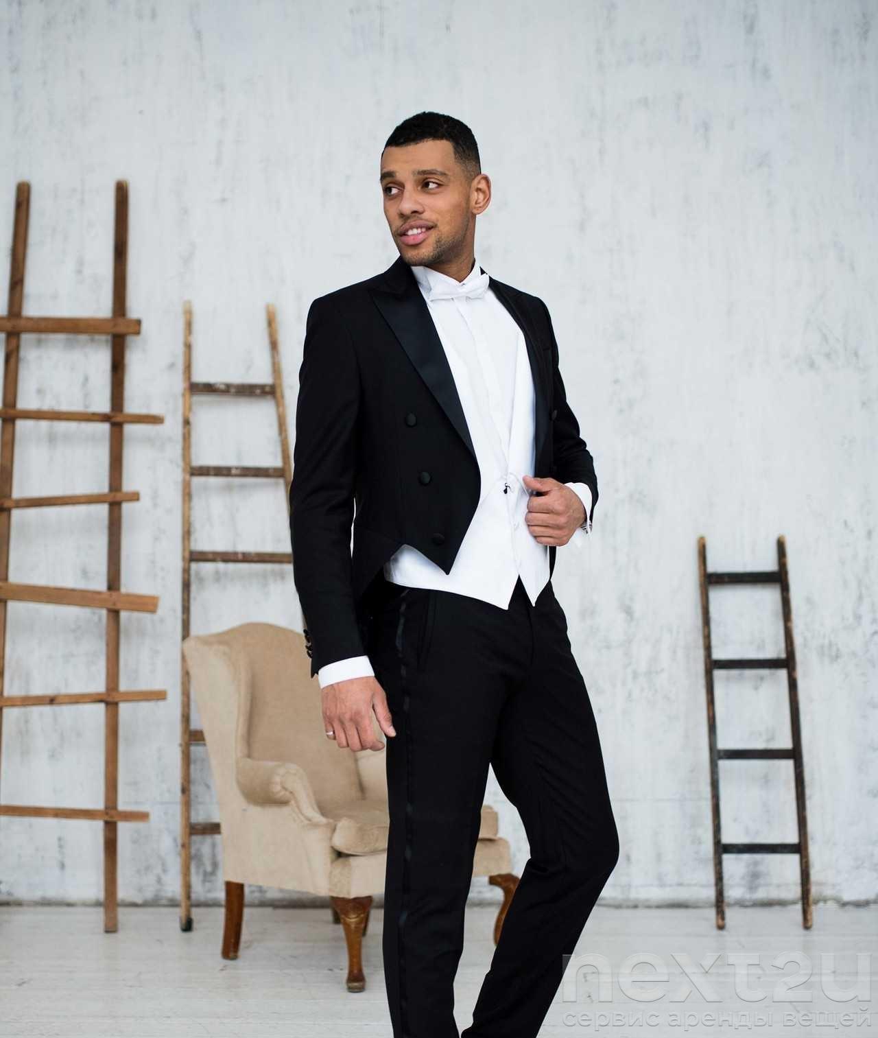 Смокинг напрокат в Москве. Костюм мужской на свадьбу напрокат в Москве. Презентабельный фрак. Bernardo Bocci костюм мужской