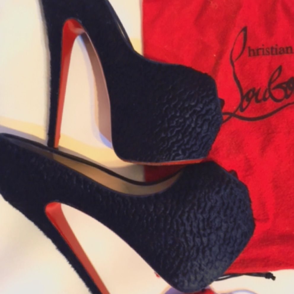Christian louboutin 35 2025