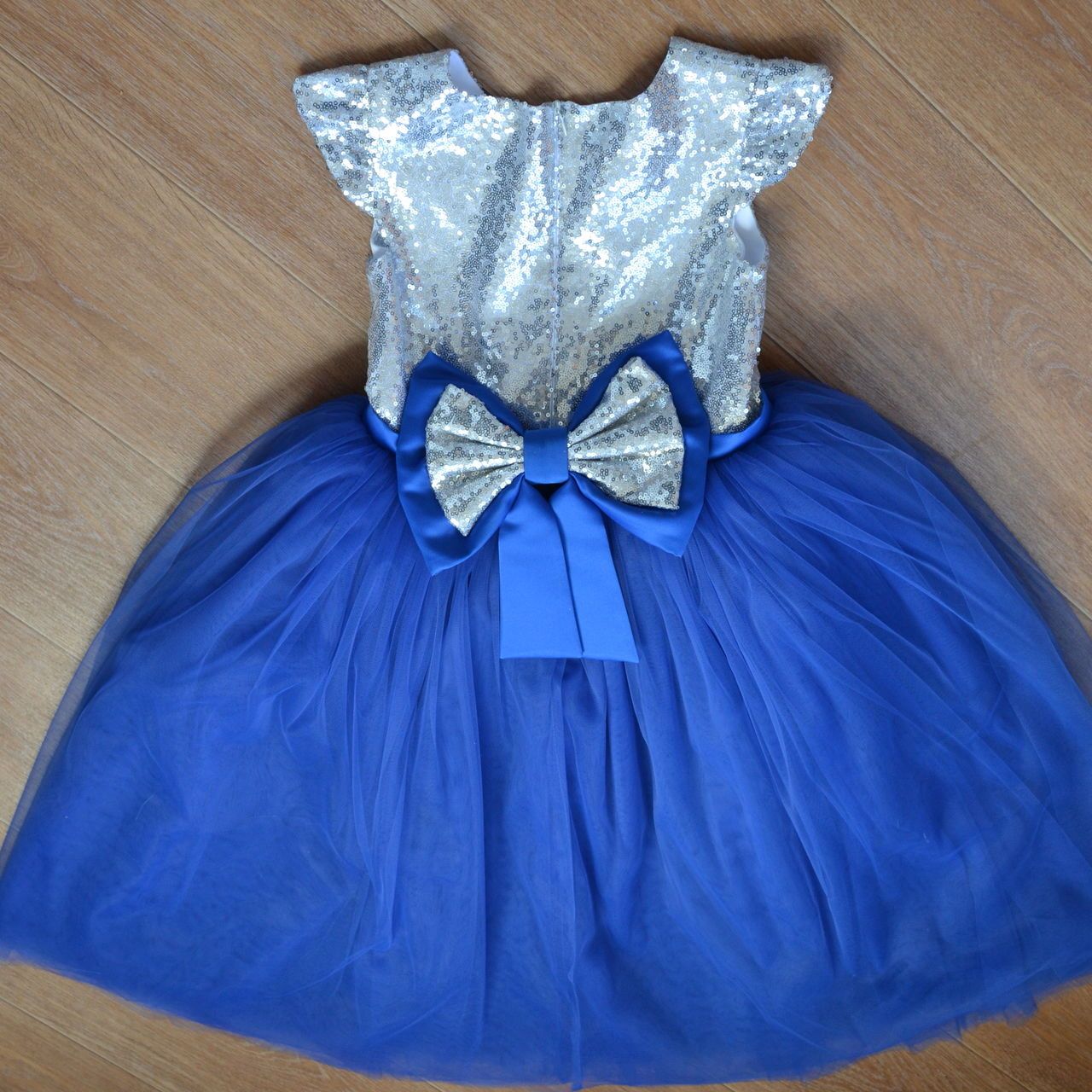 Платье для девочки с фатиновой юбкой синее